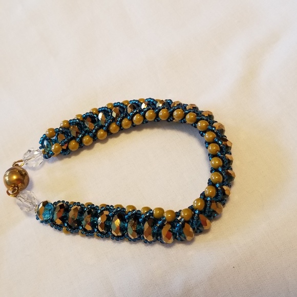 Jewelry - Picture 6 of 8